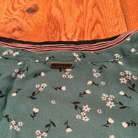 Billabong 100% rayon green floral open cardigan size s/m - Picture 5 of 5